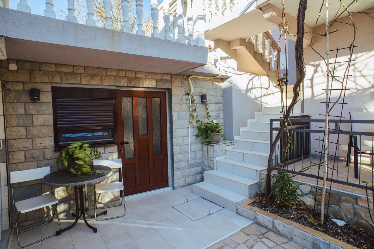 Appartement Azure Adriatic à Kotor Extérieur photo